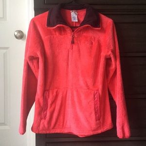 The north face fuzzy quarter zip pullover